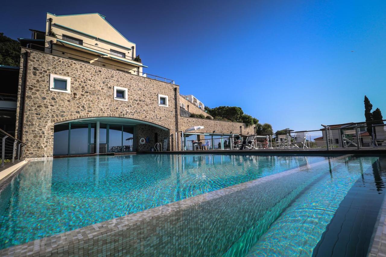 Dominio Mare Resort&SPA Bergeggi Esterno foto
