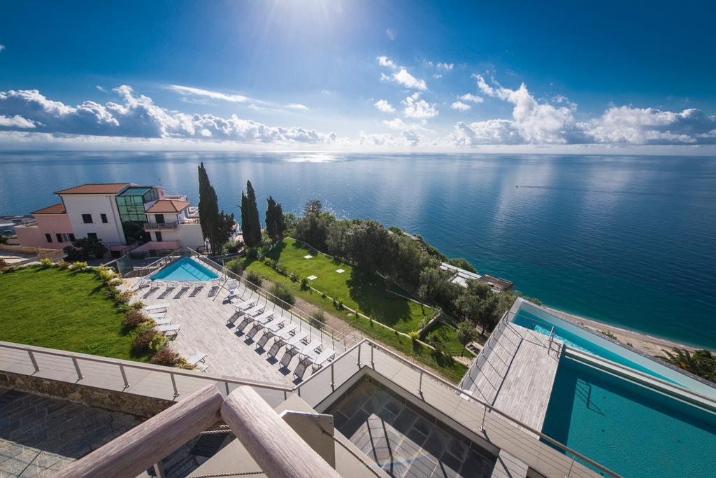 Dominio Mare Resort&SPA Bergeggi Esterno foto